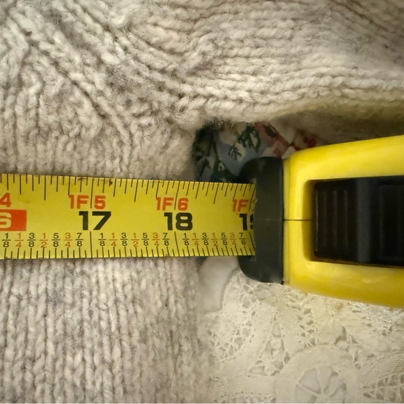 L.L.Bean Womens’ M Ragg Wool Fair Isle Sherpa-Lined Lambswool Zip-Front Sweater - Picture 8 of 8